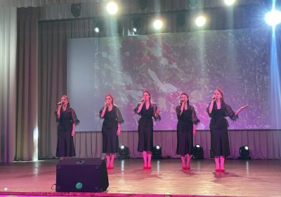 «Всё начинается с любви»